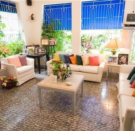 Anchorage Bed & Breakfast Кингстън Екстериор снимка